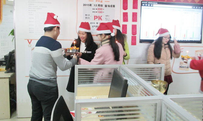 保定物聯網卡平臺之歡度圣誕節